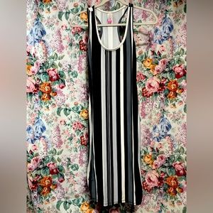 NOBO black grey and white vertical stripe bodycon dress